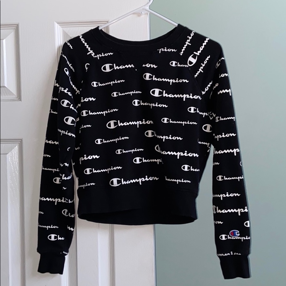 Black champion print woman’s crop top